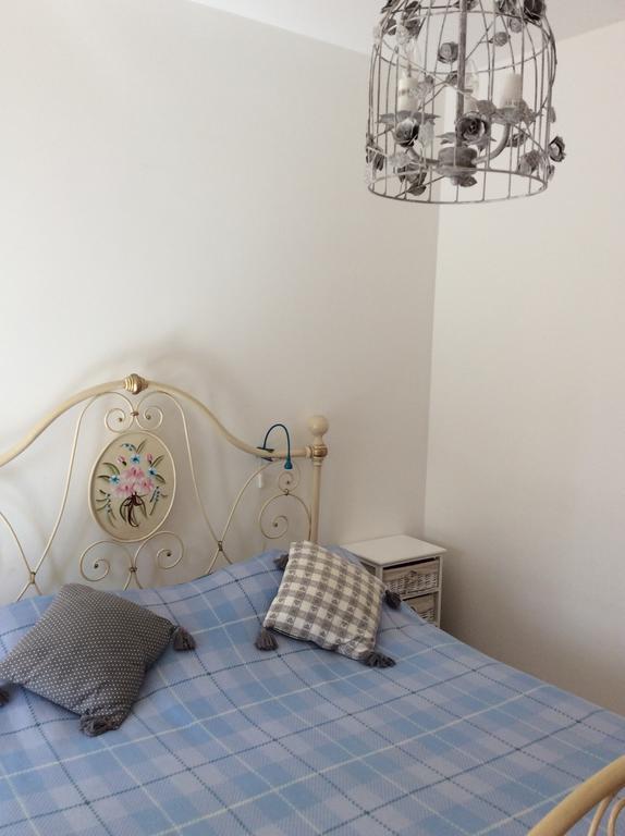 Dolce Casa Di Elena Apartment Nettuno Cameră foto