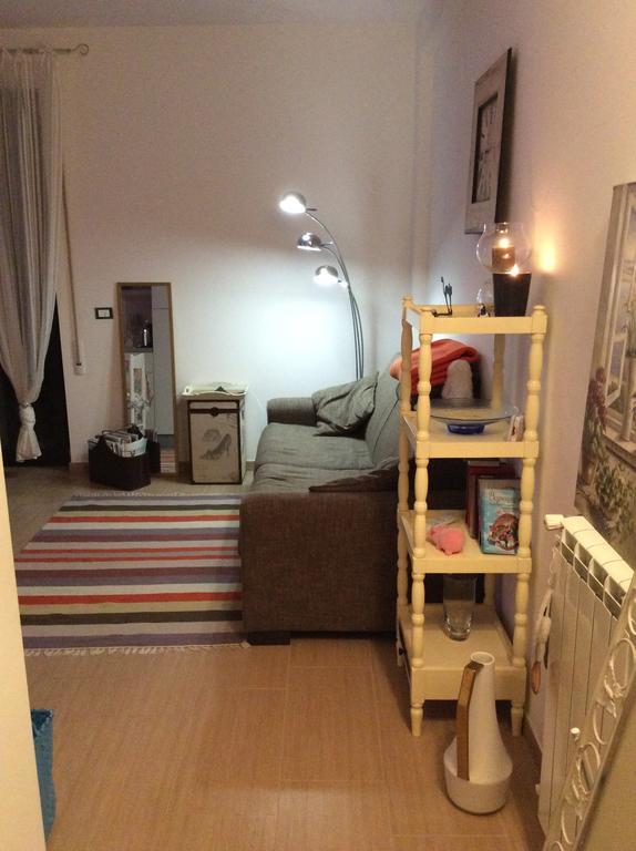 Dolce Casa Di Elena Apartment Nettuno Cameră foto
