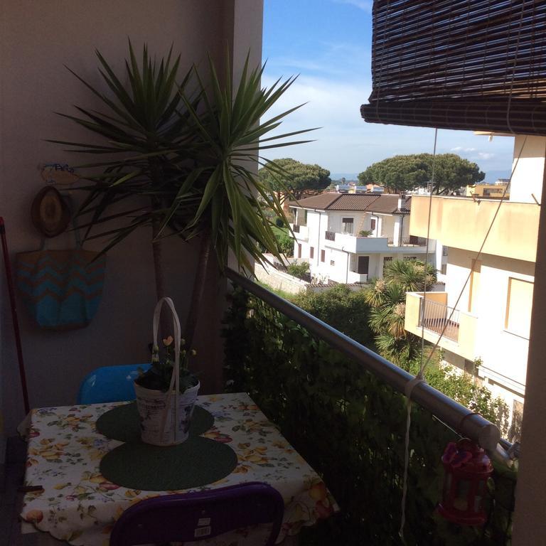 Dolce Casa Di Elena Apartment Nettuno Cameră foto